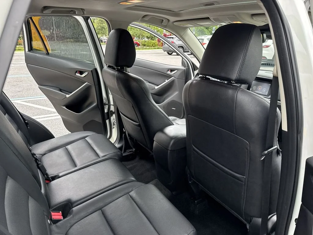 Used 2016 Crystal White Pearl Mica Mazda Grand Touring image 33
