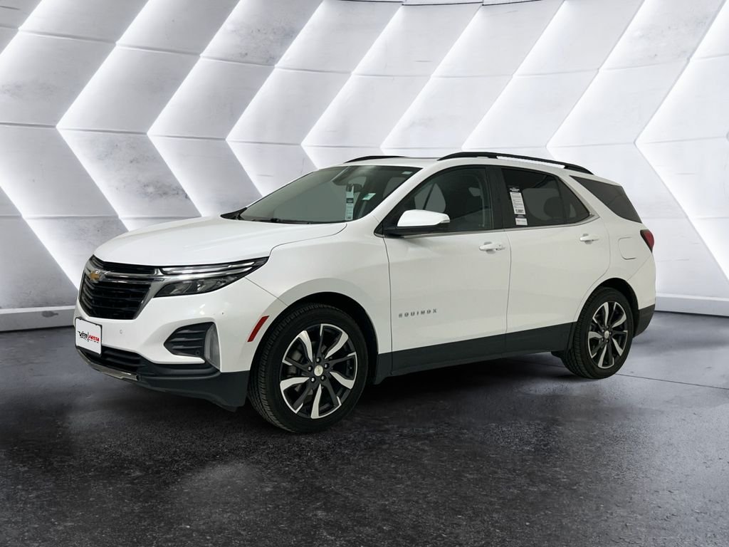 Used 2022 White Chevrolet LT image 3