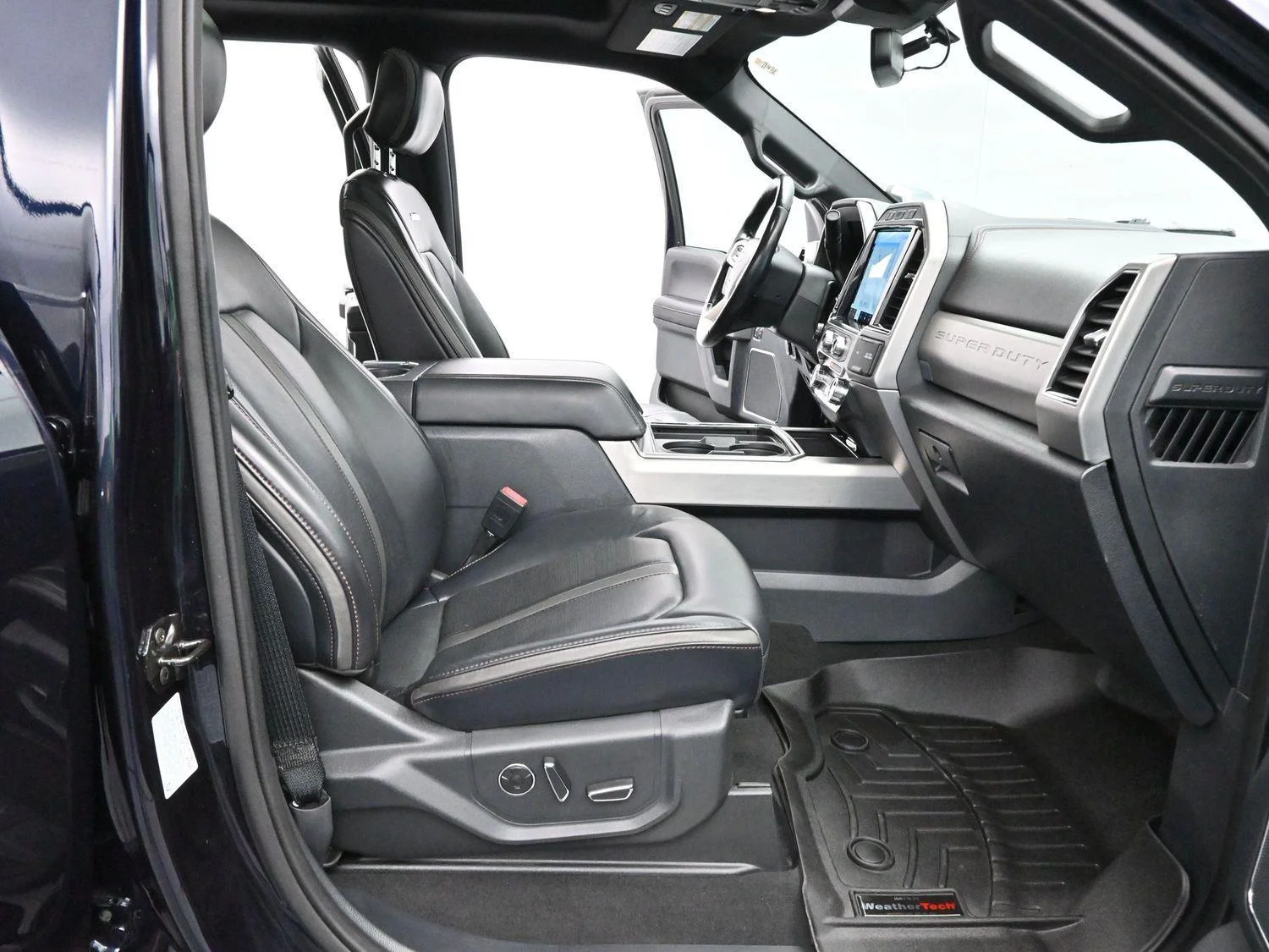 Used 2022 Antimatter Blue Metallic Ford Platinum image 35
