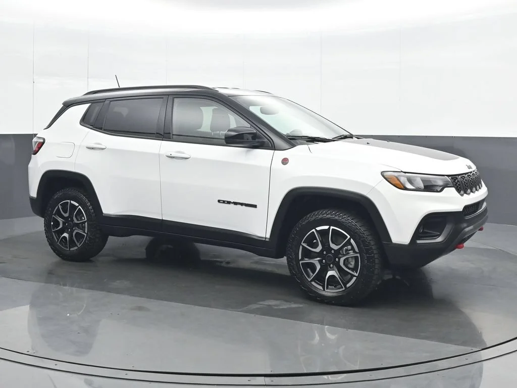 Used 2026 White Jeep Trailhawk image 8