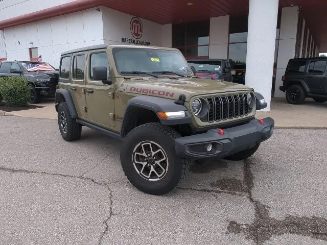 Used 2025 Green Jeep Rubicon image 3