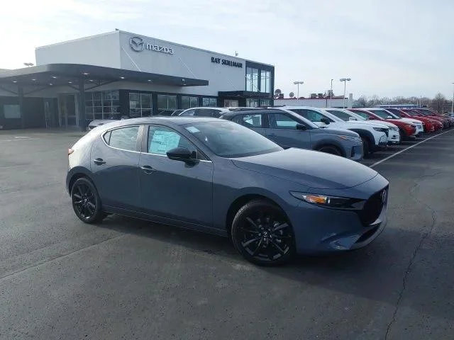 2026 Mazda CX-3 2.5 Carbon Ed. AT 5-Door SKYACTIV AWD's photo
