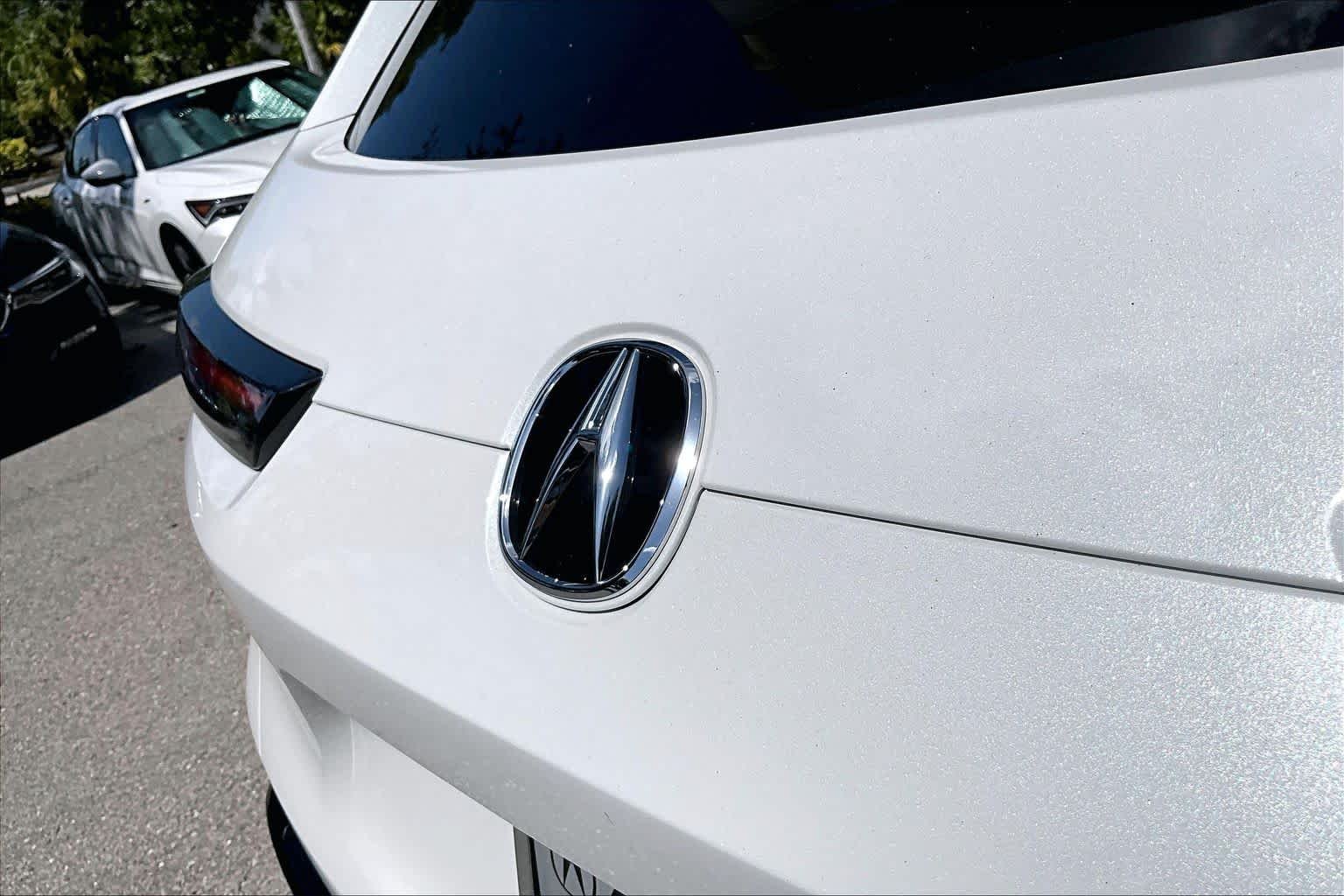 Used 2025 Platinum White Pearl Acura w/A-Spec Package image 30