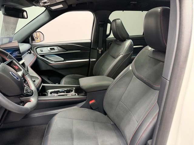 Used 2025 Star White Ford ST image 16