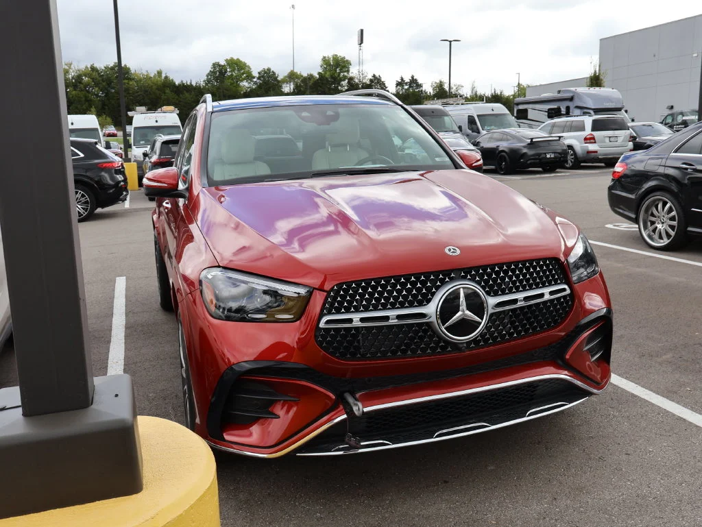 Used 2024 Red Mercedes-Benz GLE 450e image 5