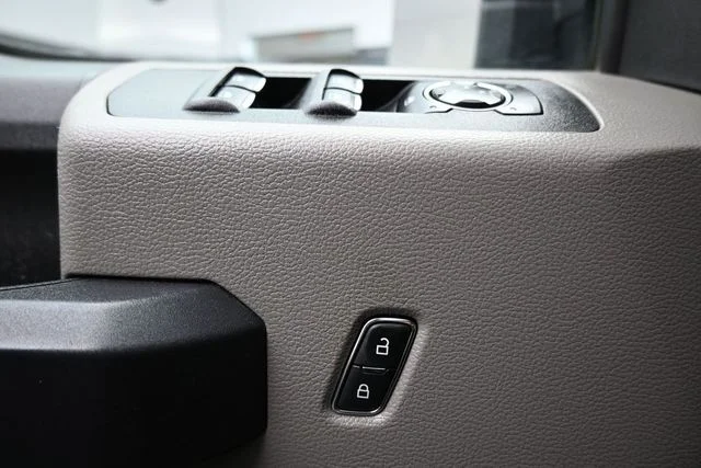 Used 2019 Gray Ford XL image 14