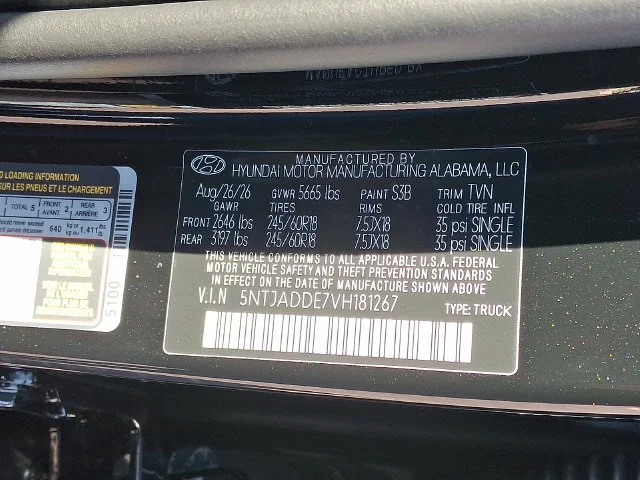 New 2027 Black Hyundai SE image 18