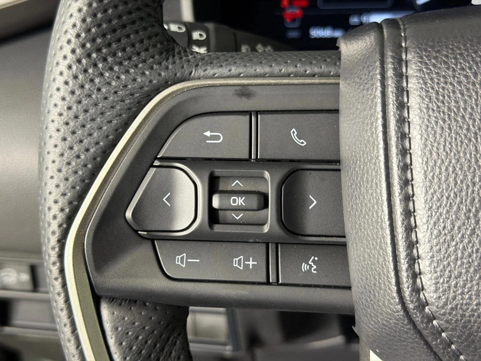 Used 2026 Gray Toyota SR5 image 26