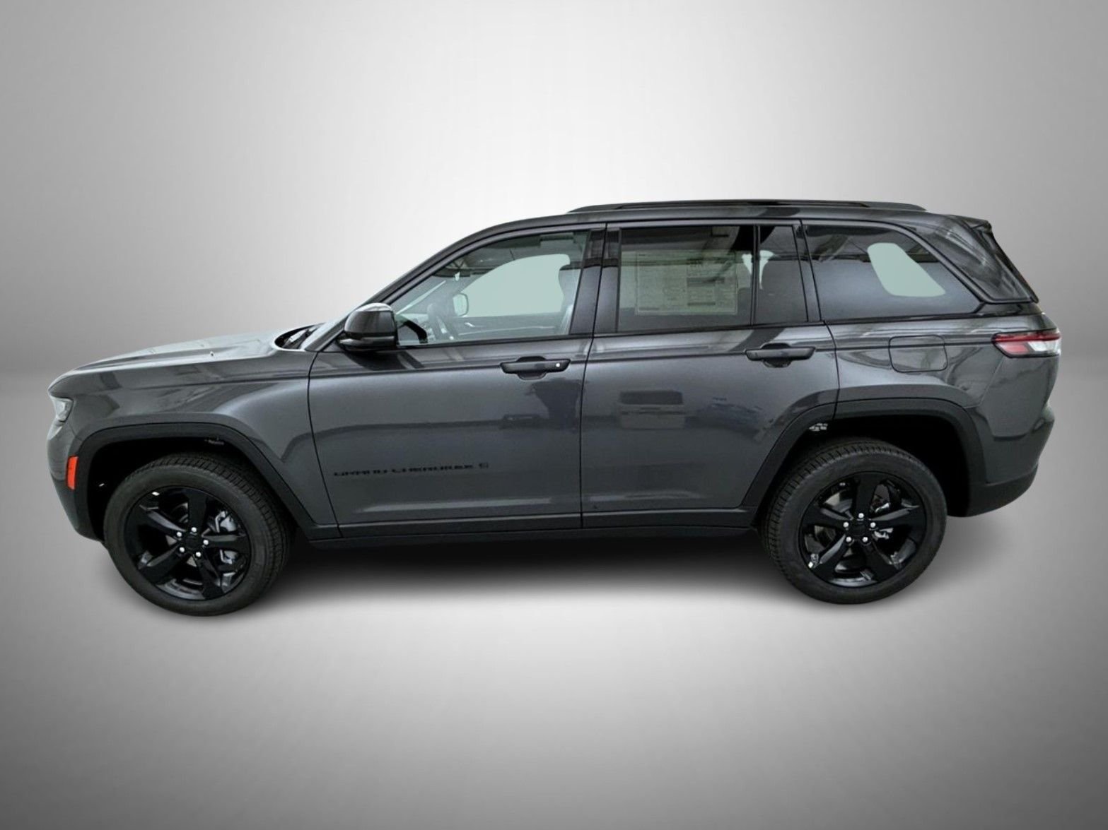 New 2026 Baltic Gray Metallic Clear-Coat Exterior Paint Jeep Limited image 8