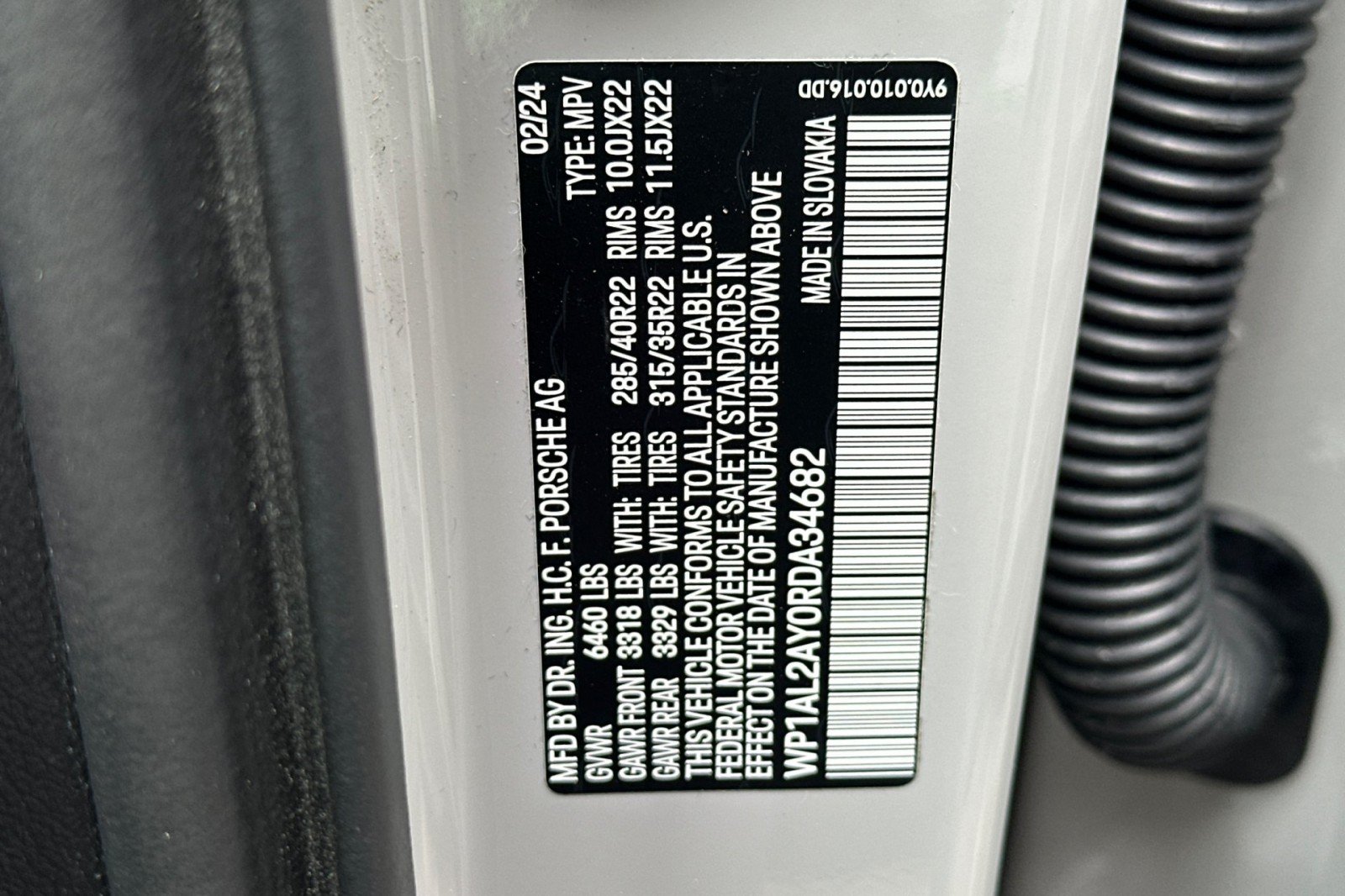 Certified Used 2024 Chalk Porsche S image 29