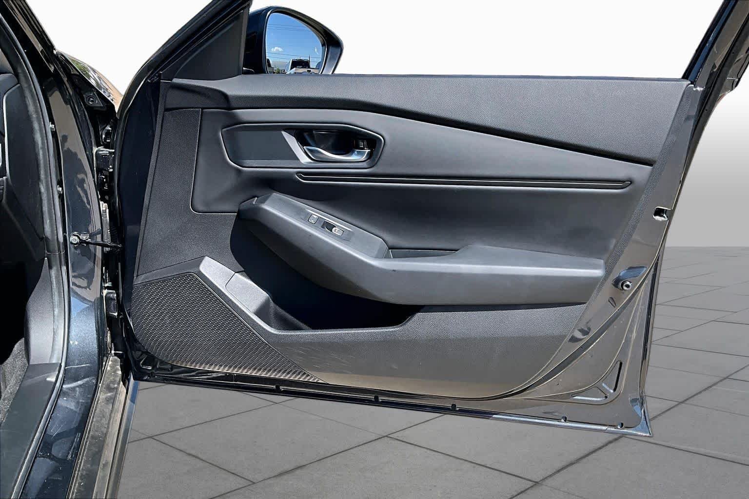 2025 Honda Accord SE - Photo 21