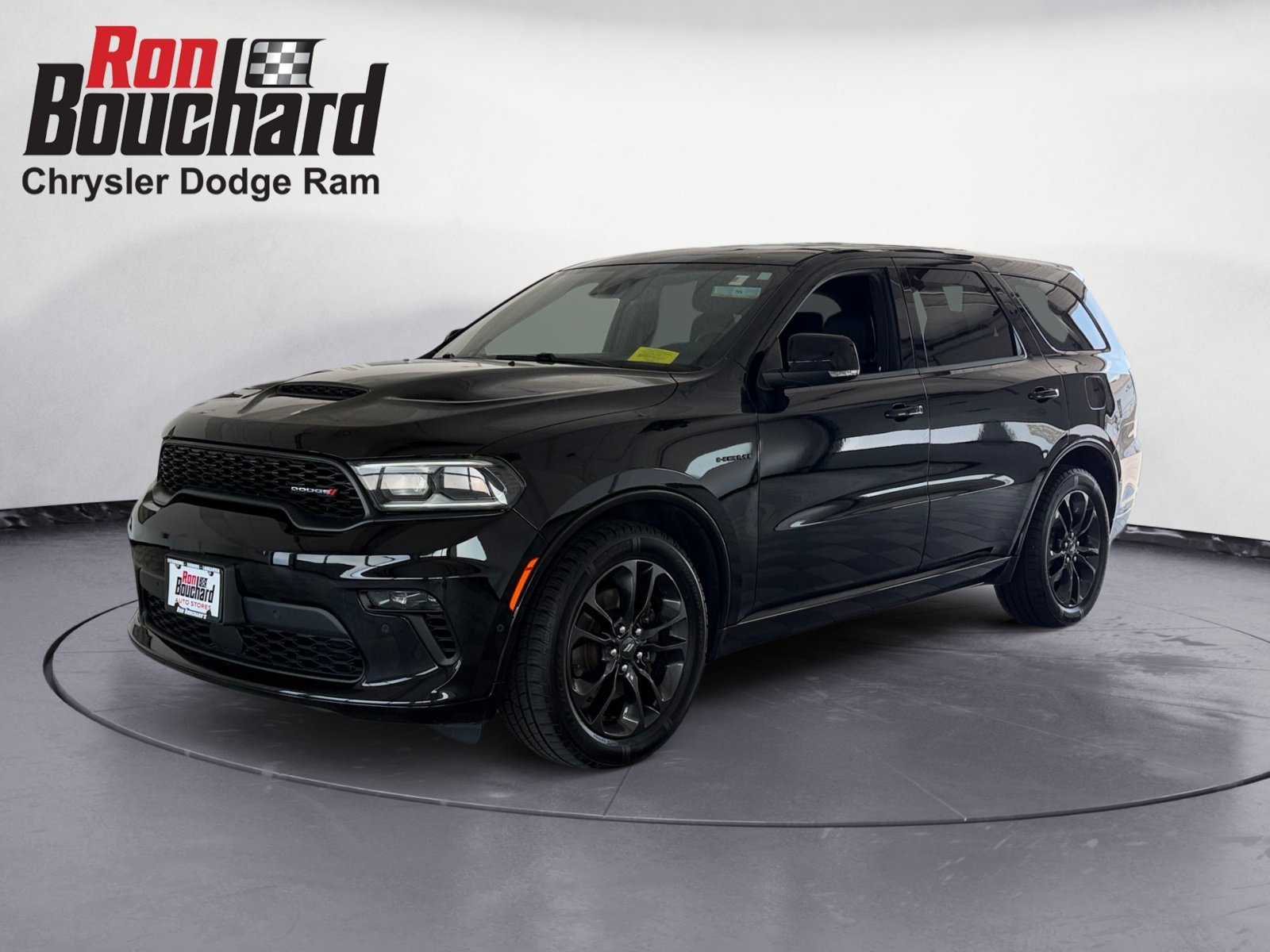 Used 2022 DB Black Clearcoat Dodge R/T Plus image 5