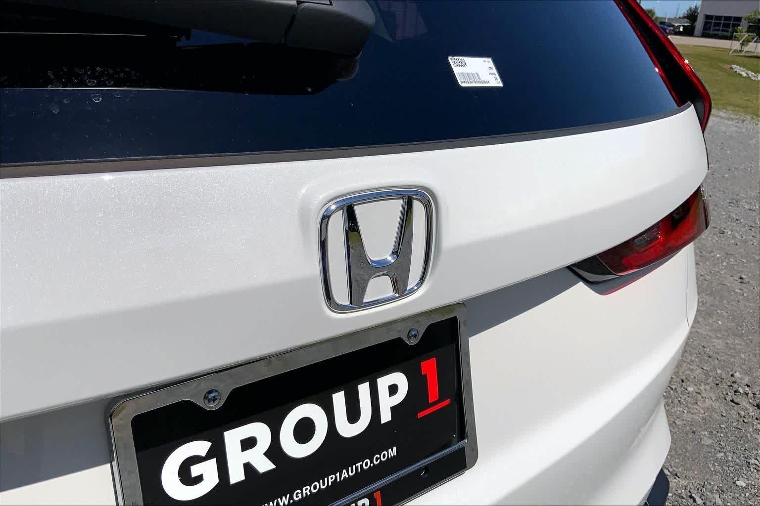 Certified Used 2026 Platinum White Pearl Honda 2WD EX-L image 33