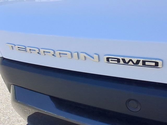 New 2026 Summit White GMC Elevation image 25