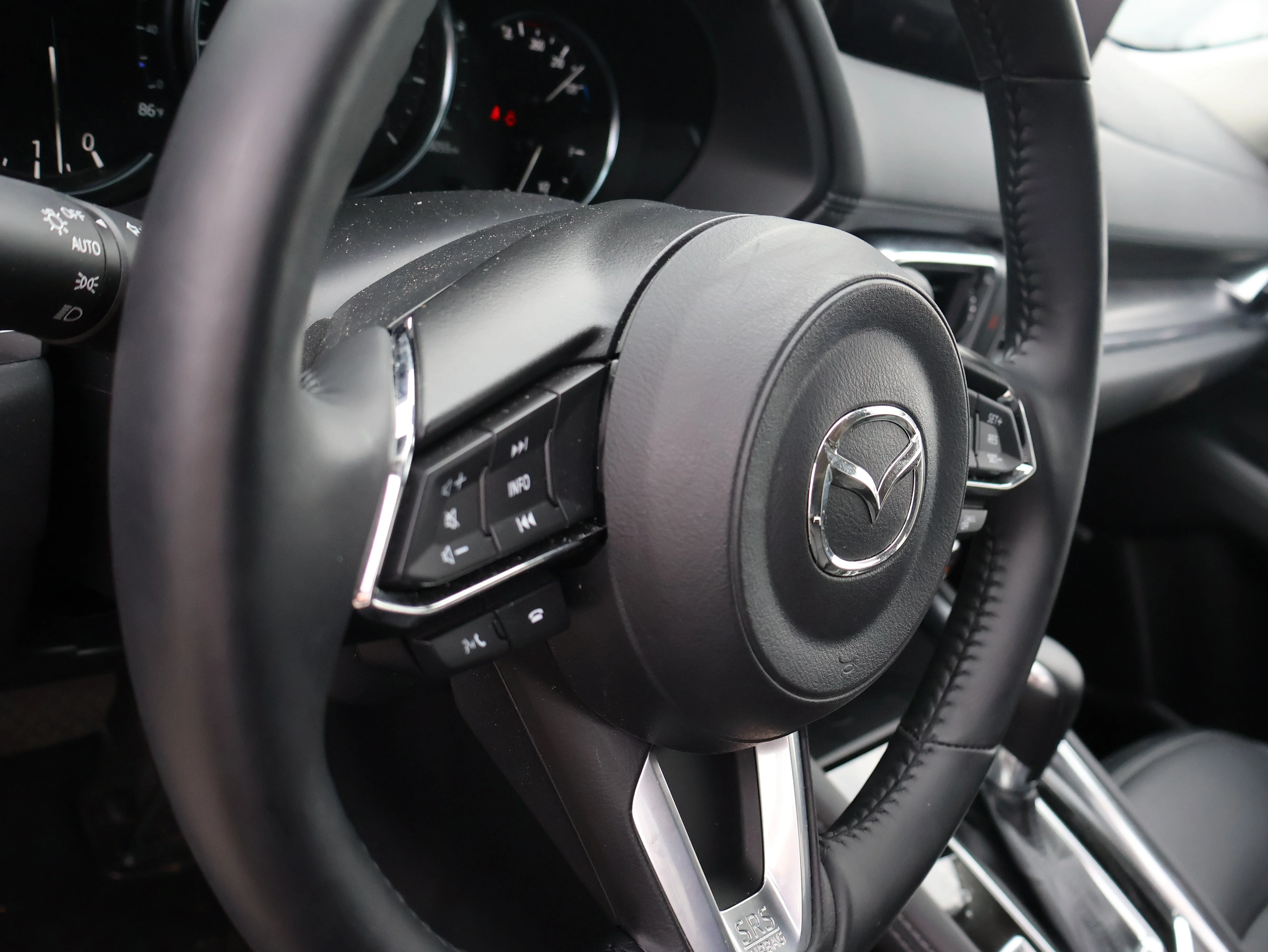 Certified Used 2025 Rhodium White Metallic Mazda 2.5 S Premium Plus Package image 19