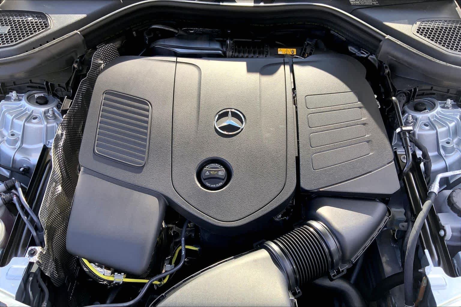 New 2026 Cirrus Silver Metallic Mercedes-Benz GLC 300 image 17