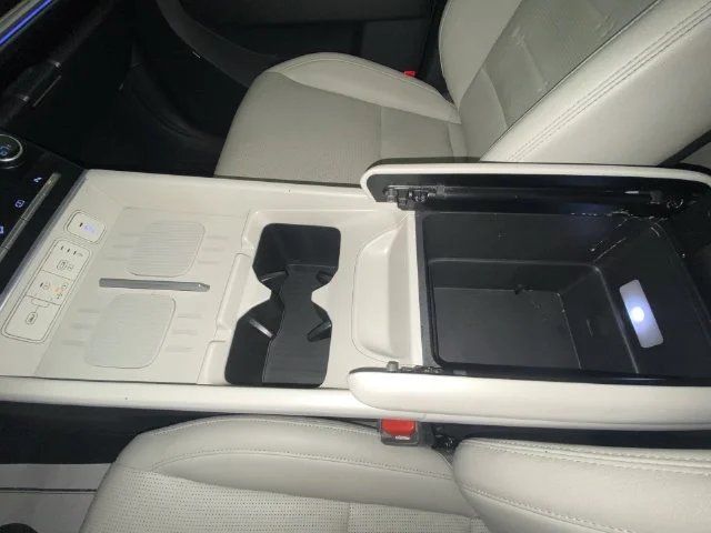 Used 2024 Black Hyundai Limited image 21
