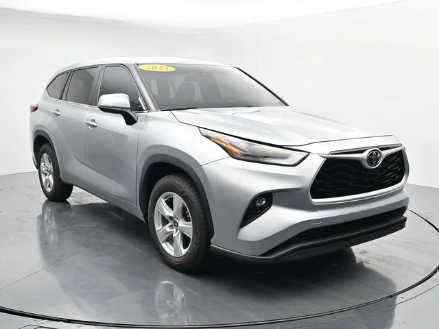 2023 Toyota Highlander LE
