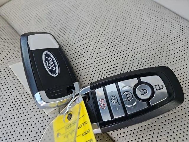 Used 2023 White Ford Platinum image 35