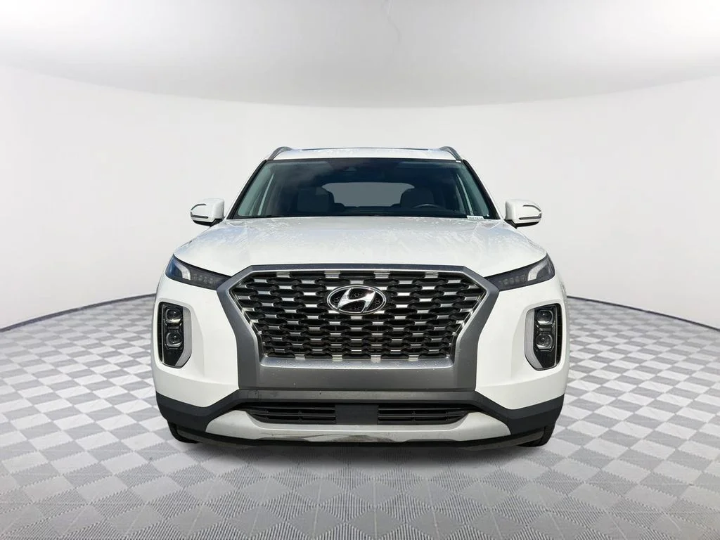 Used 2022 White Hyundai SEL image 2
