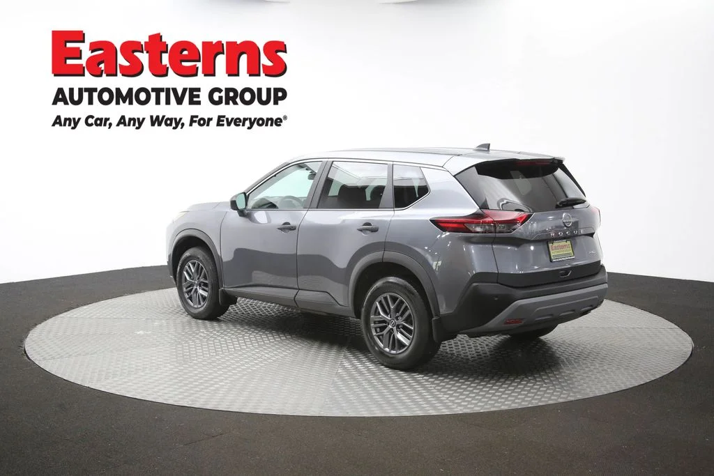 Used 2023 Gray Nissan S image 65