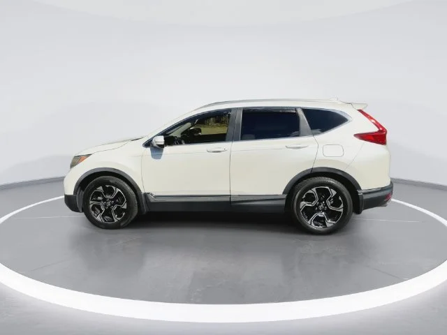 Used 2018  Honda Touring image 6