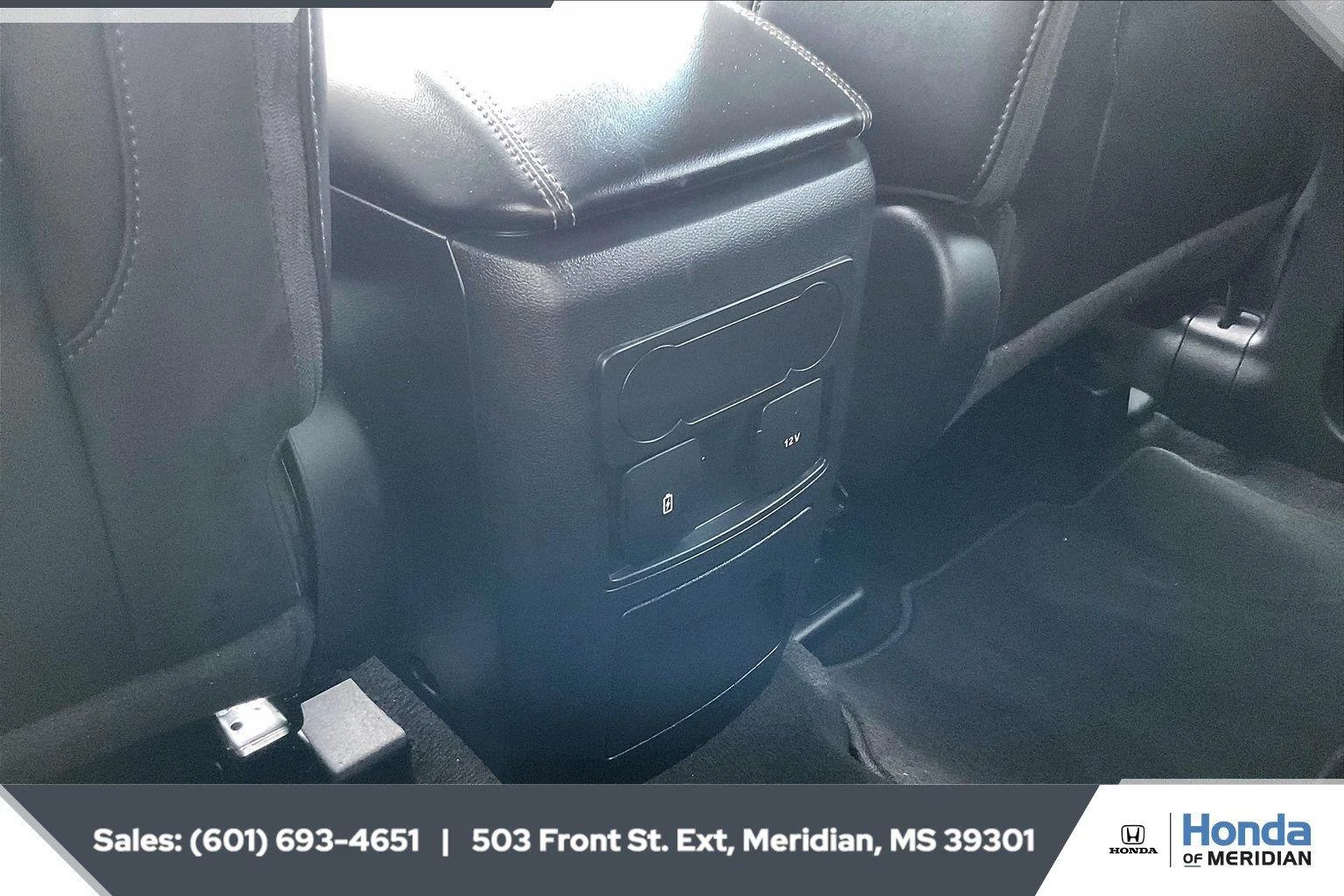 Used 2023 Agate Black Ford XLT image 25