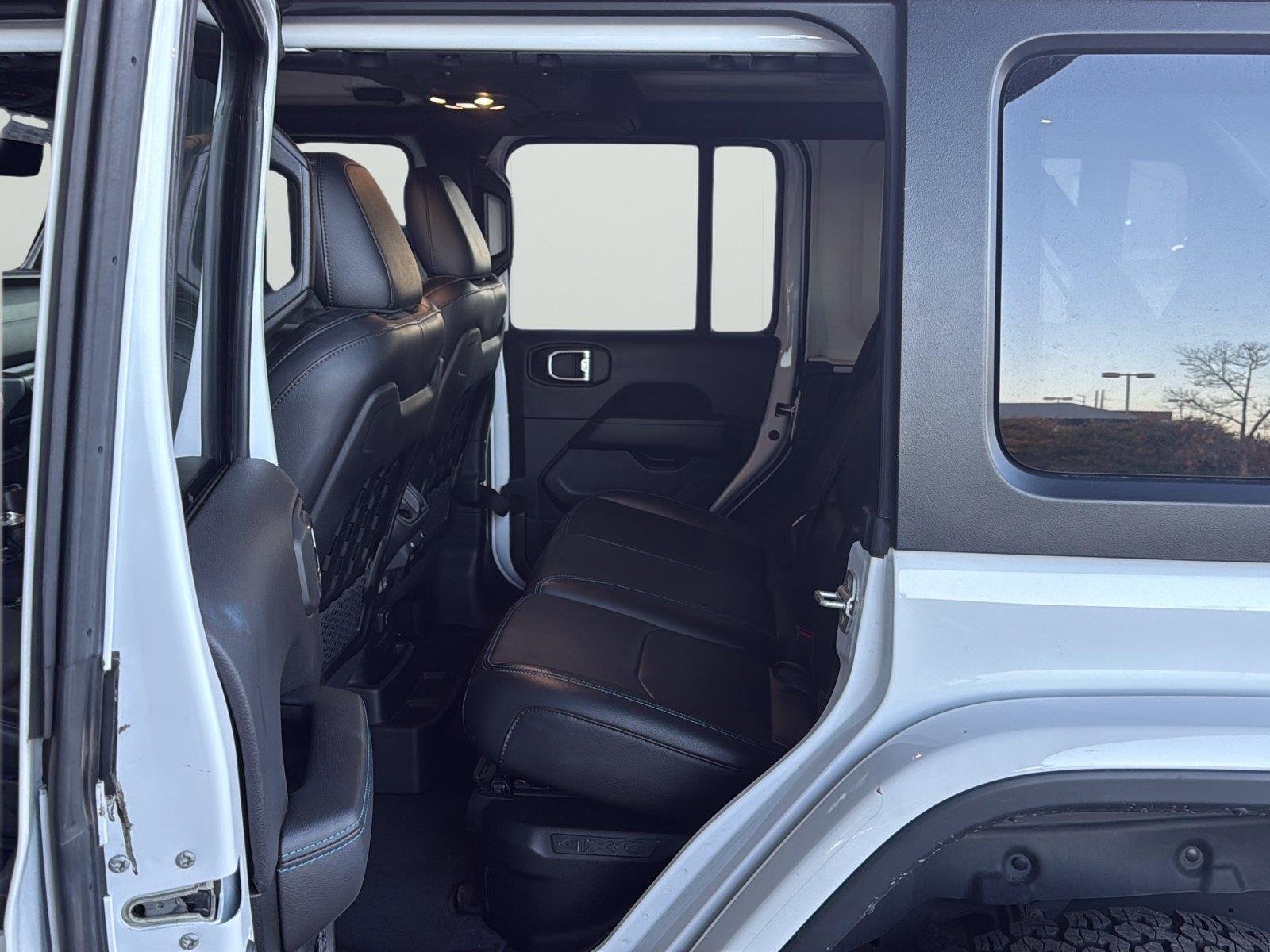 Used 2023 Bright White Clearcoat Jeep Rubicon image 13