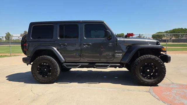 Used 2018 Gray Jeep Unlimited Sahara image 37