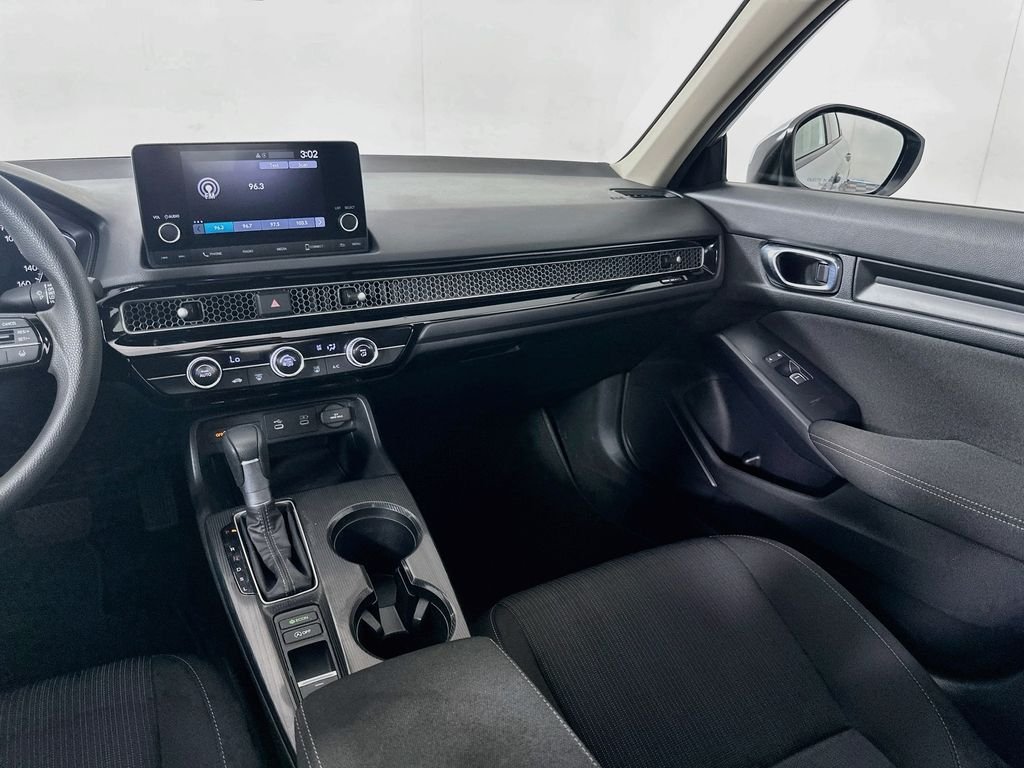 2025 Honda Civic LX - Photo 22