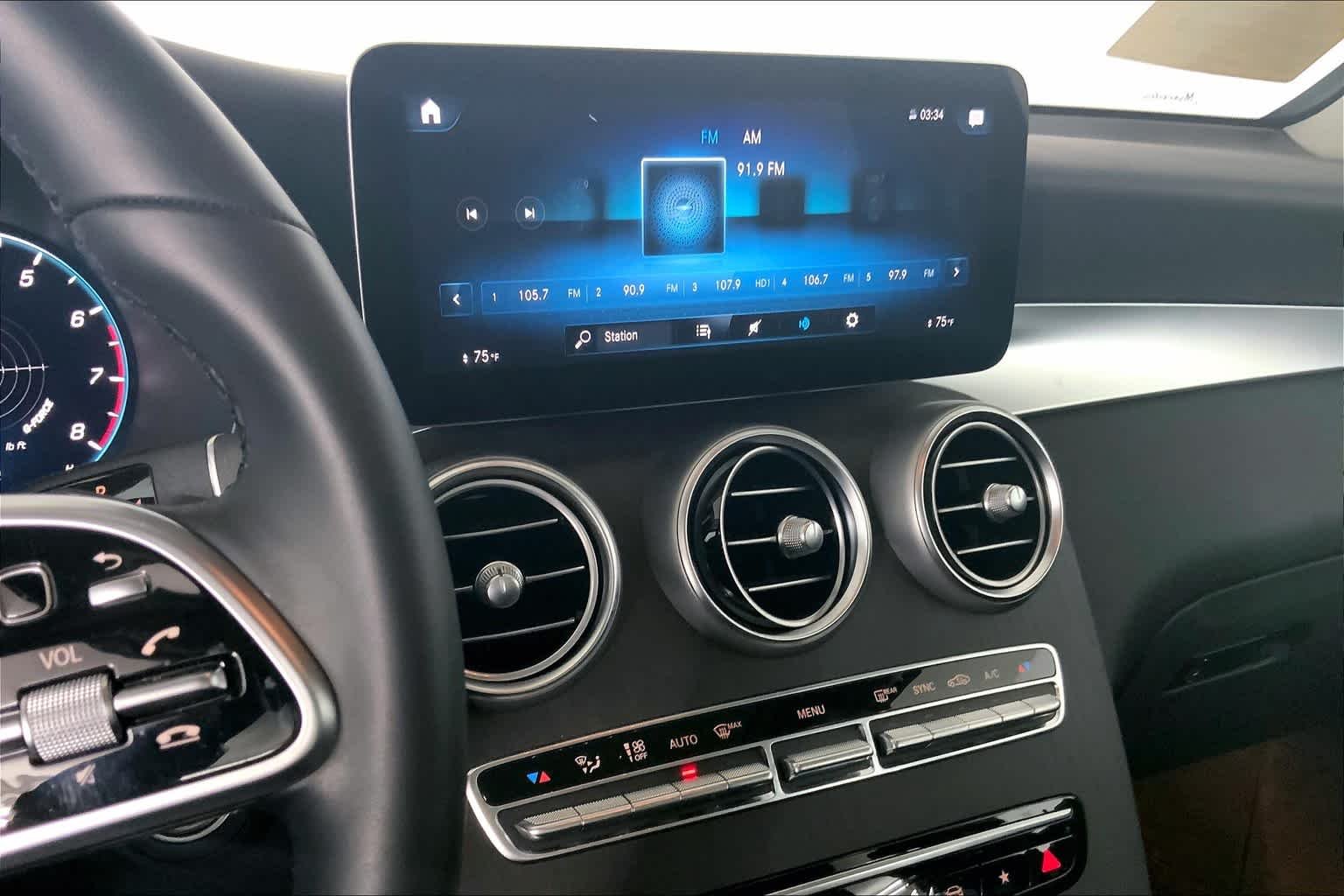 Used 2021 Graphite Grey Metallic Mercedes-Benz GLC 300 image 7