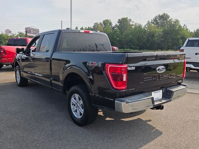 Used 2021 Black Ford XLT image 10