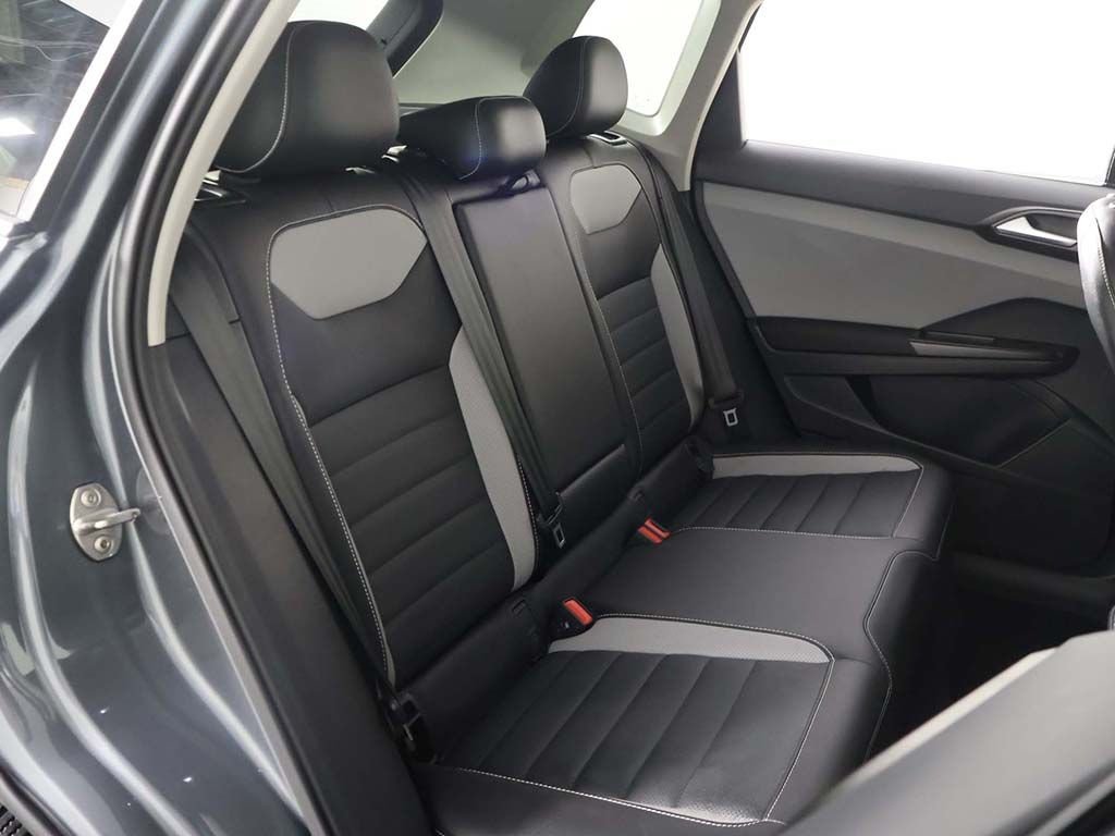 Used 2023 Gray Volkswagen 1.5T SEL image 34