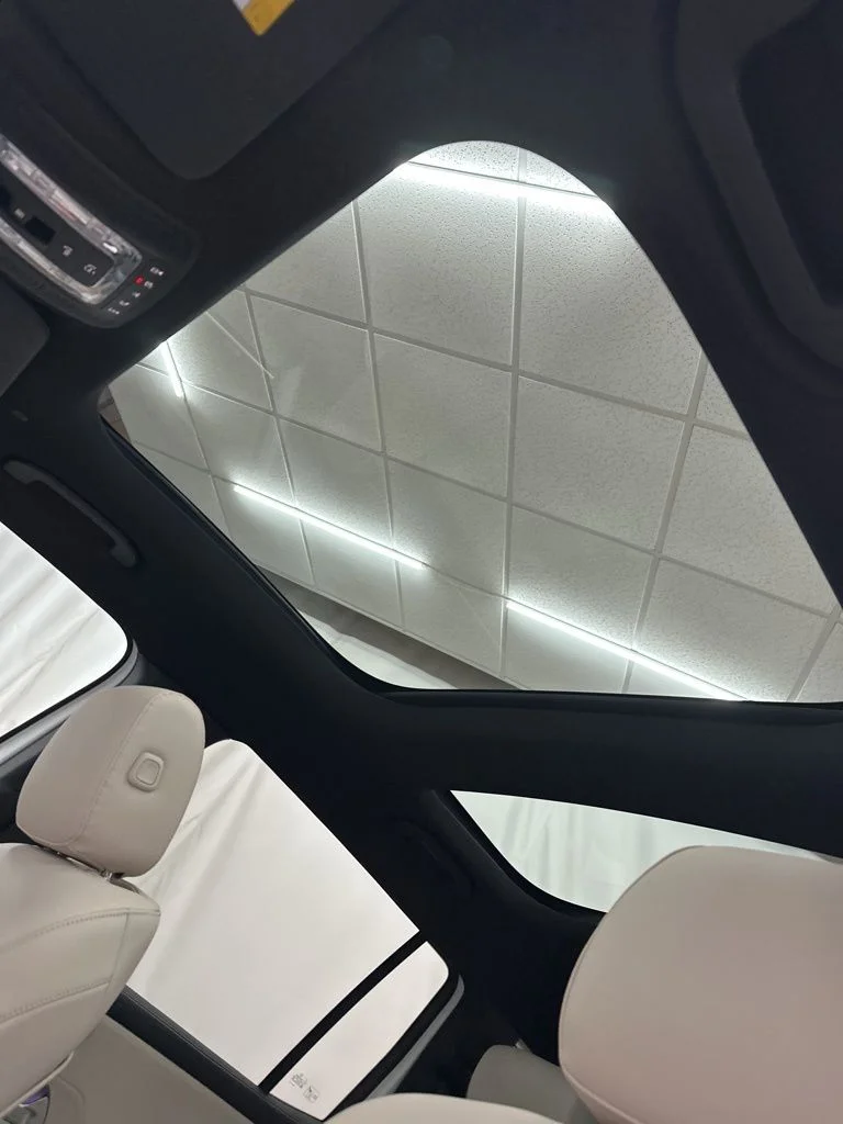 Used 2026 White Mercedes-Benz GLB 250 image 19