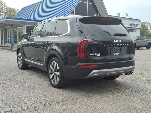 Used 2022  Kia SX image 22