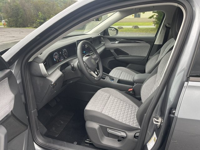 2026 Volkswagen Tiguan S - Photo 10