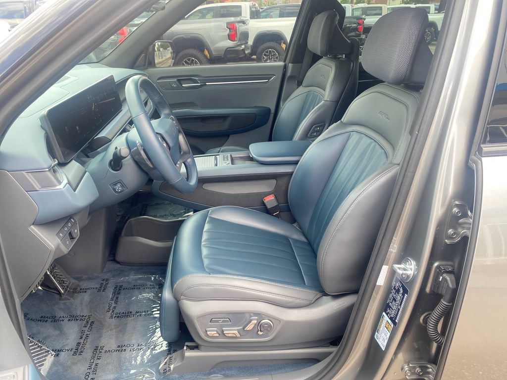 Used 2024 Pebble Gray Kia GT-Line image 9