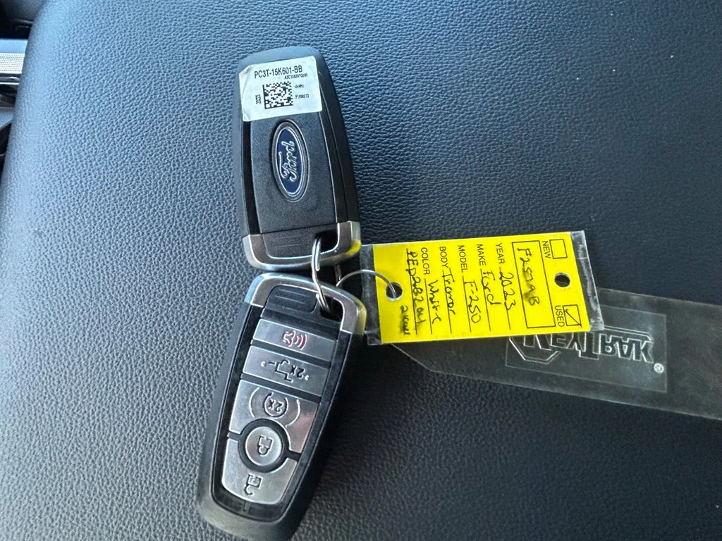 Used 2023 White Ford Lariat image 17
