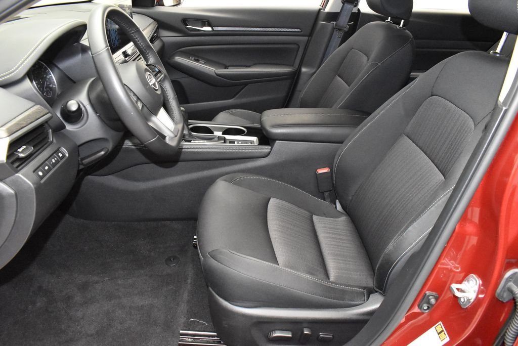 Used 2024 Red Nissan 2.5 SV image 14
