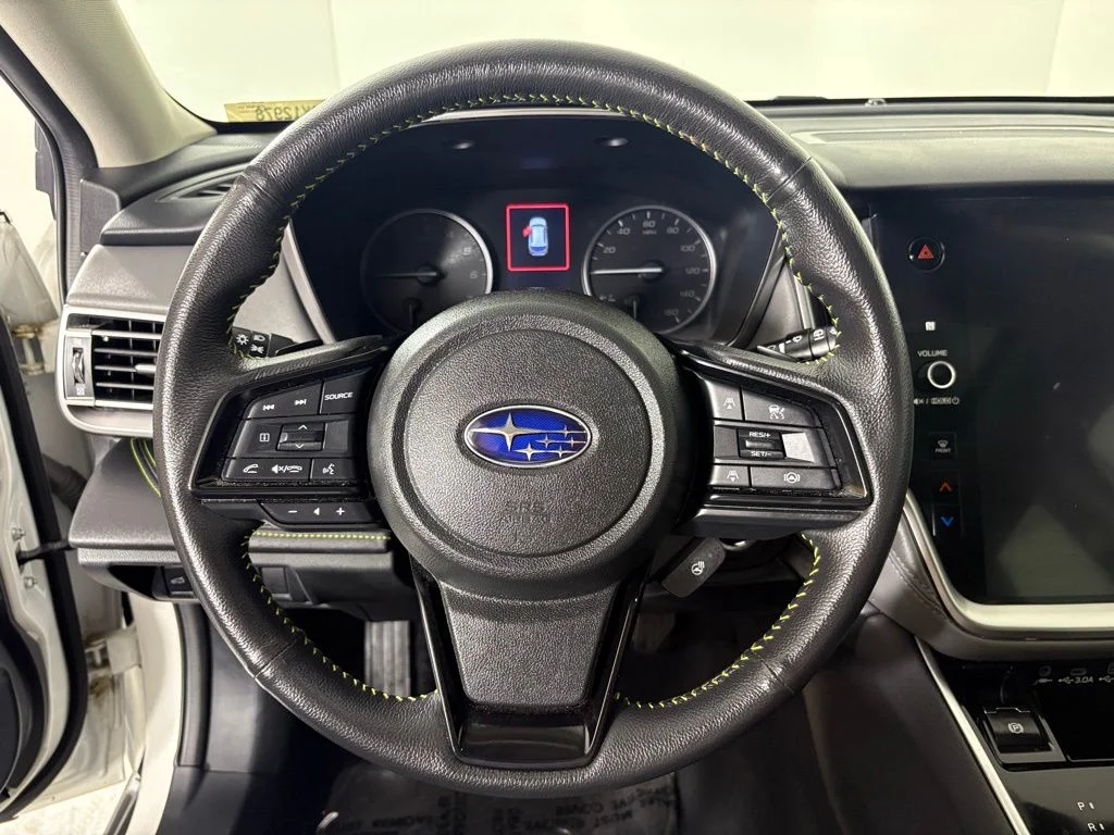 Used 2025 Crystal White Pearl Subaru Onyx Edition image 23