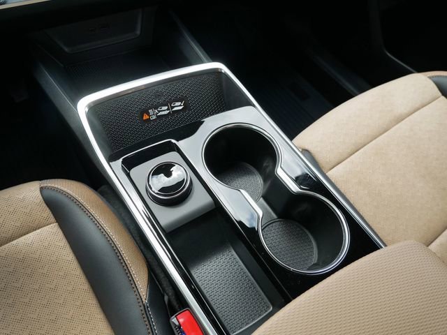 New 2026 Mosaic Black Metallic Chevrolet ACTIV image 11