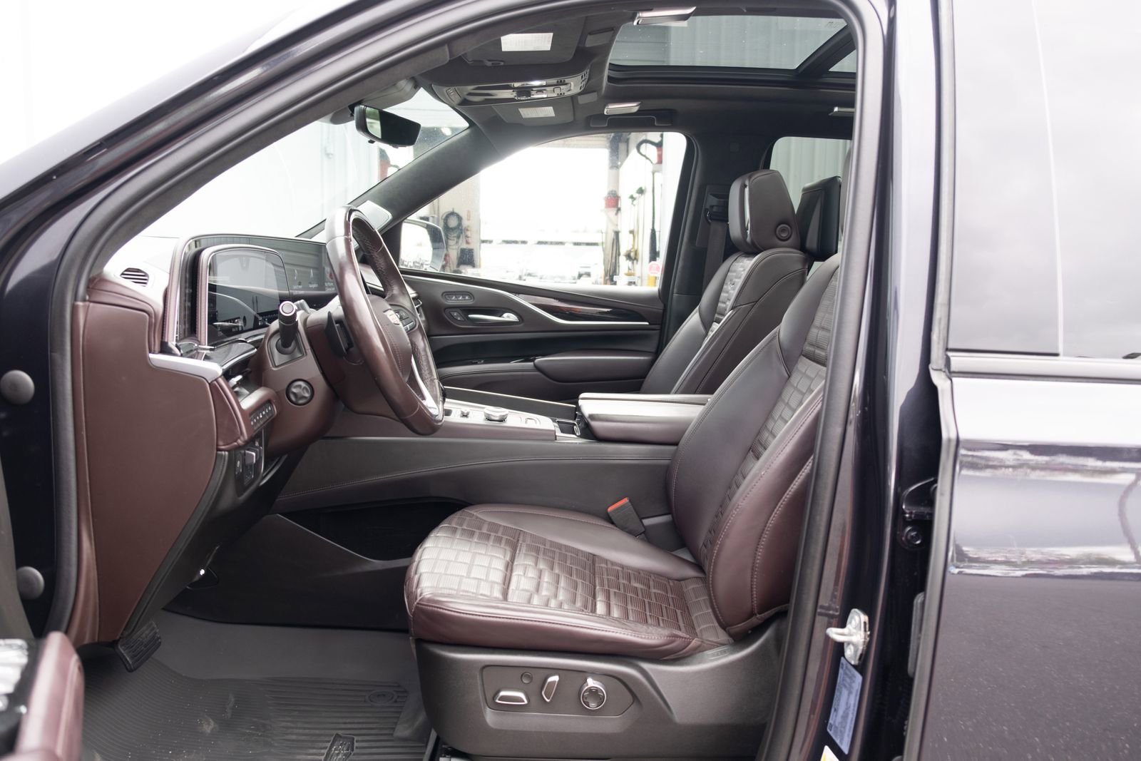 Used 2023 Galactic Gray Metallic Cadillac Sport Platinum image 14