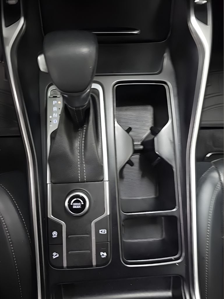 Used 2021 Gray Kia S image 27