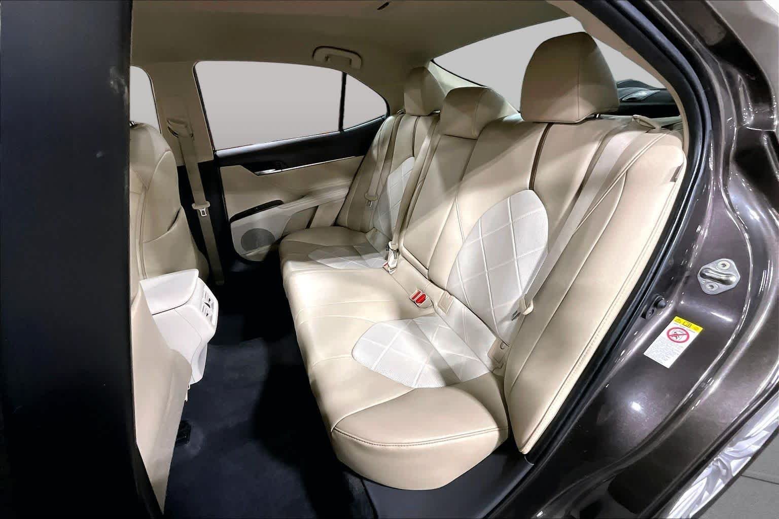 Certified Used 2018 Brown Stone Toyota XLE image 21