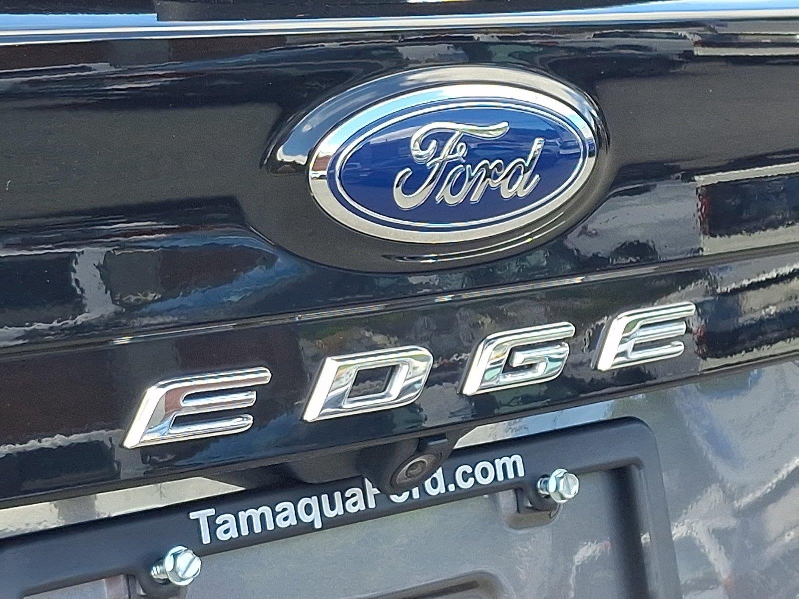 Used 2022 Carbonized Gray Metallic Ford SEL image 28