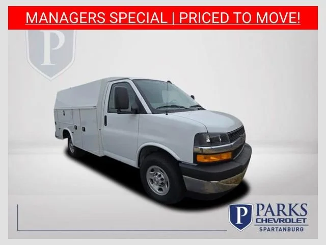 2025 Chevrolet Express 3500 139" WB's photo