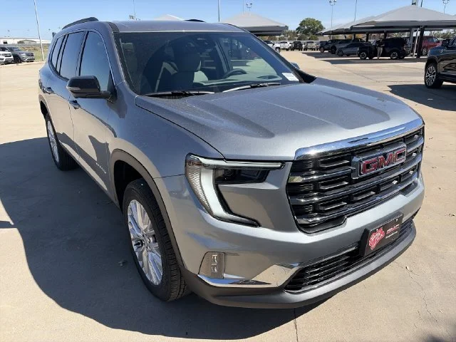 New 2027 Silver GMC Elevation image 7