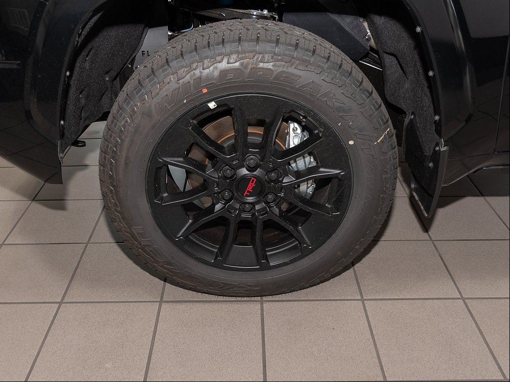 New 2026 Midnight Black Metallic Toyota  Platinum image 5