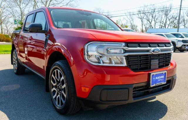 Used 2024 Red Ford Lariat image 4