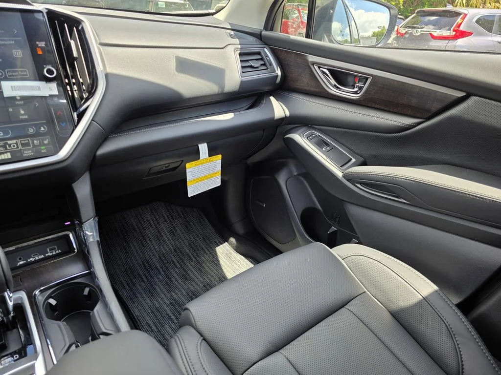 New 2026 CRYSTAL WHITE PEARL Subaru Touring 7-Passenger image 15